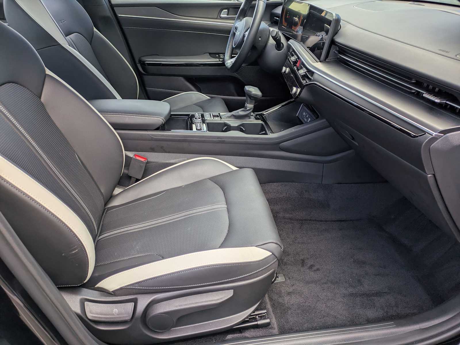 Thumbnail: 2025 Kia K5 - 20