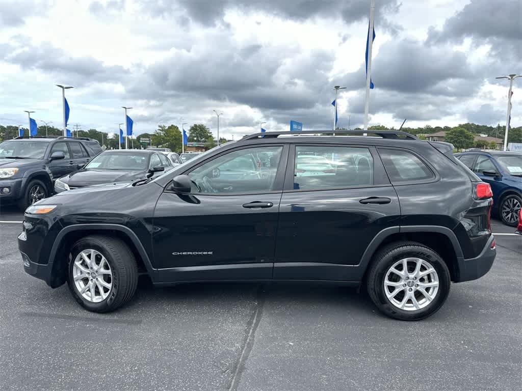 Used 2016 Jeep Cherokee Sport with VIN 1C4PJLAB5GW137407 for sale in Waukesha, WI