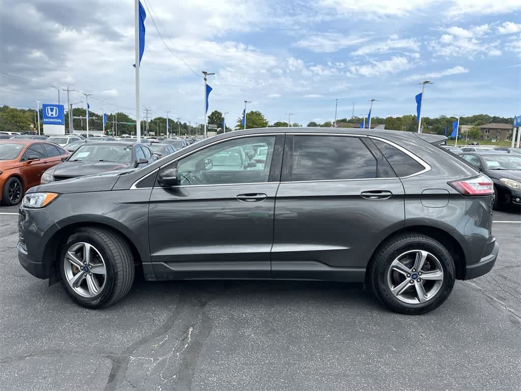 Used 2019 Ford Edge SEL with VIN 2FMPK4J96KBC25663 for sale in Waukesha, WI