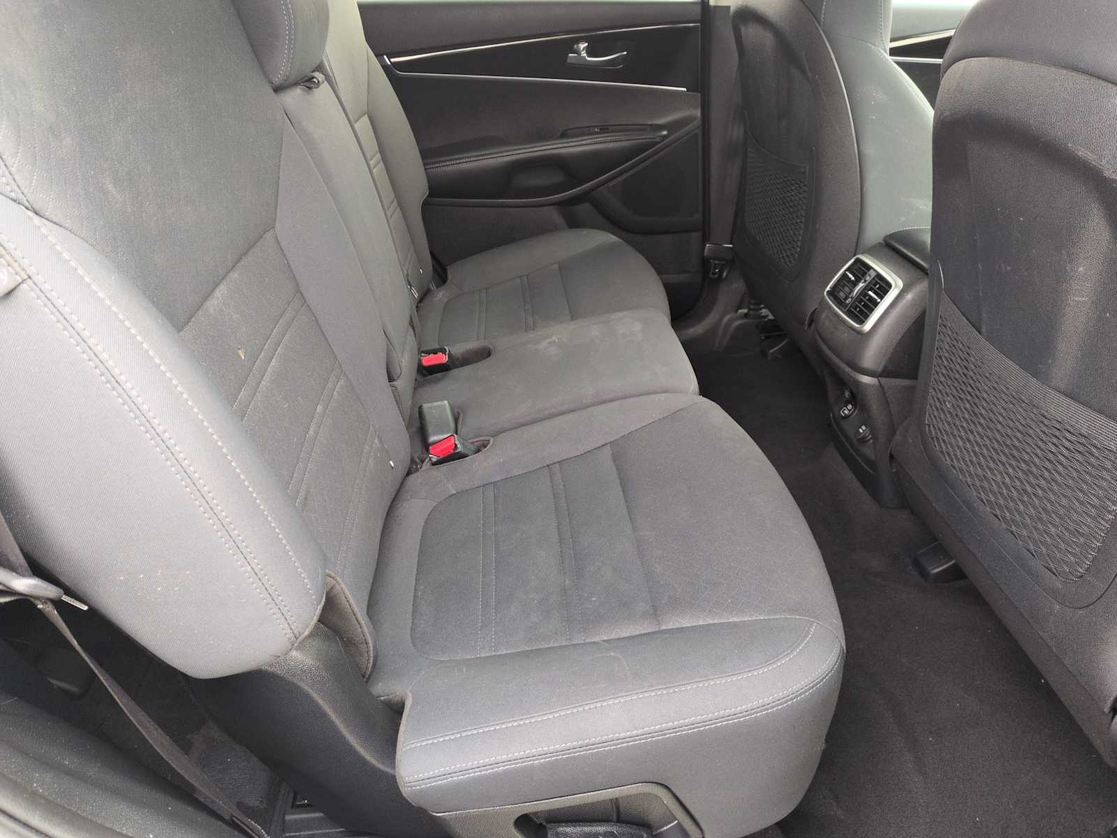 Thumbnail: 2019 Kia Sorento - 20