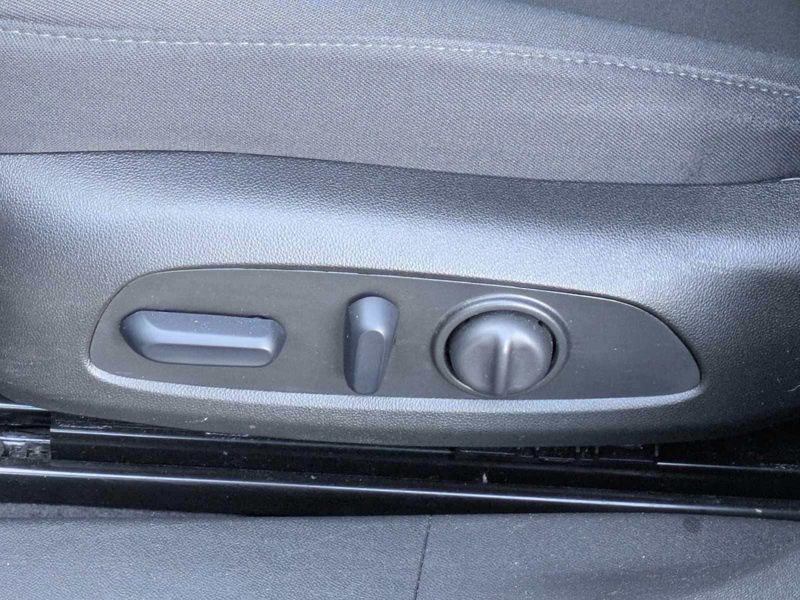 Thumbnail: 2024 Chevrolet Malibu - 15