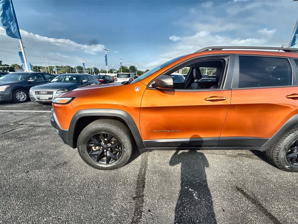 Thumbnail: 2015 Jeep Cherokee - 3