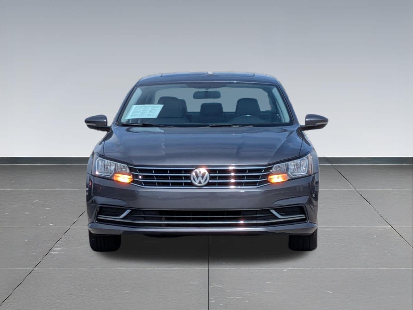 Thumbnail: 2016 Volkswagen Passat - 8