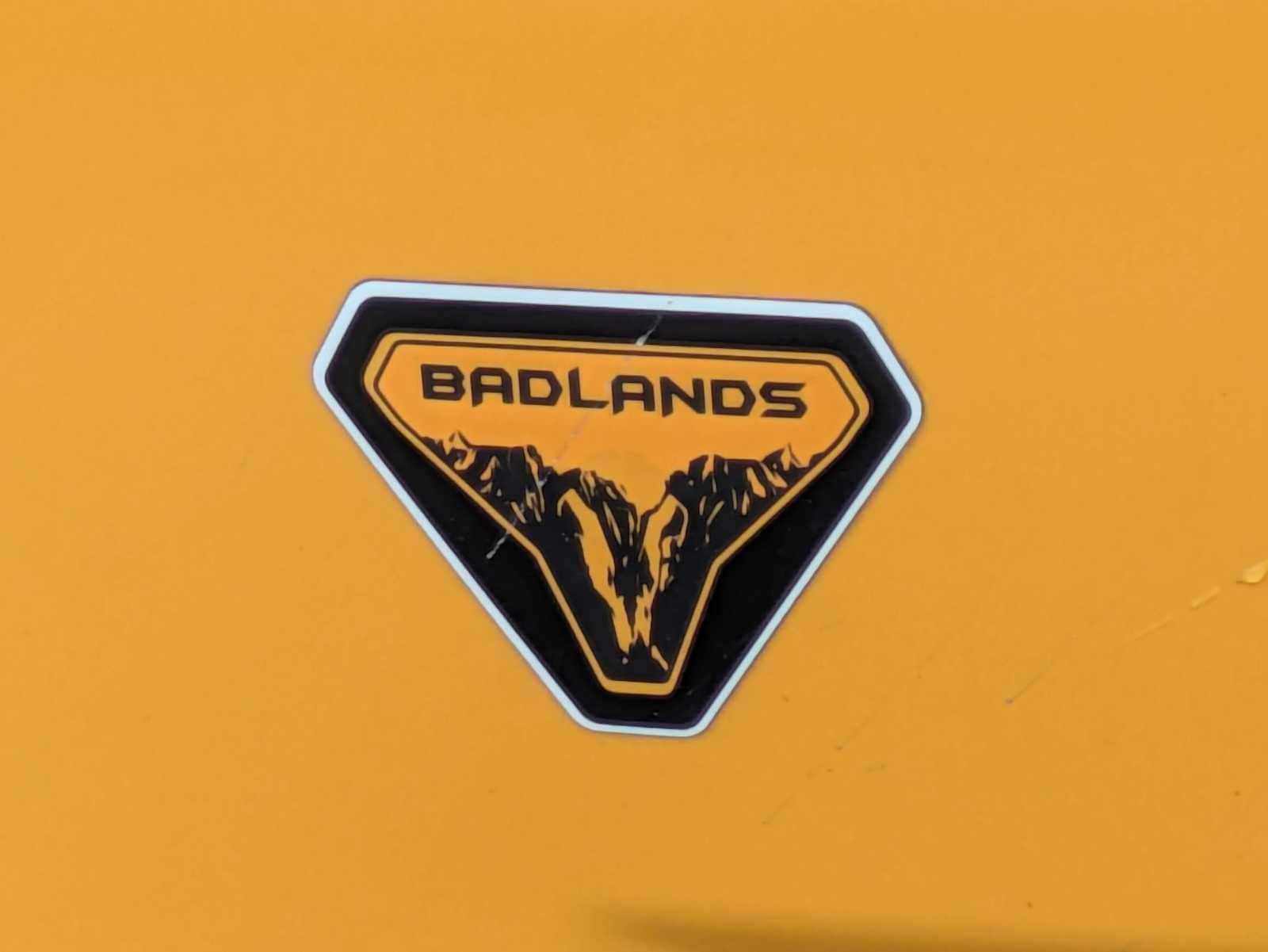 Thumbnail: 2022 Ford Bronco Sport - 12