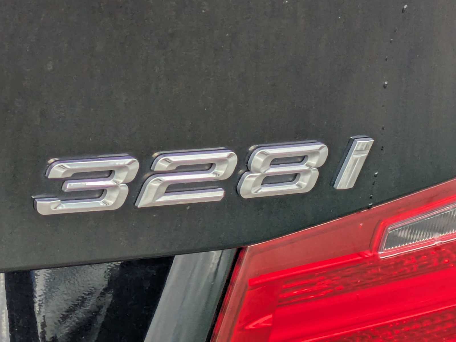 Thumbnail: 2014 BMW 3 Series - 12