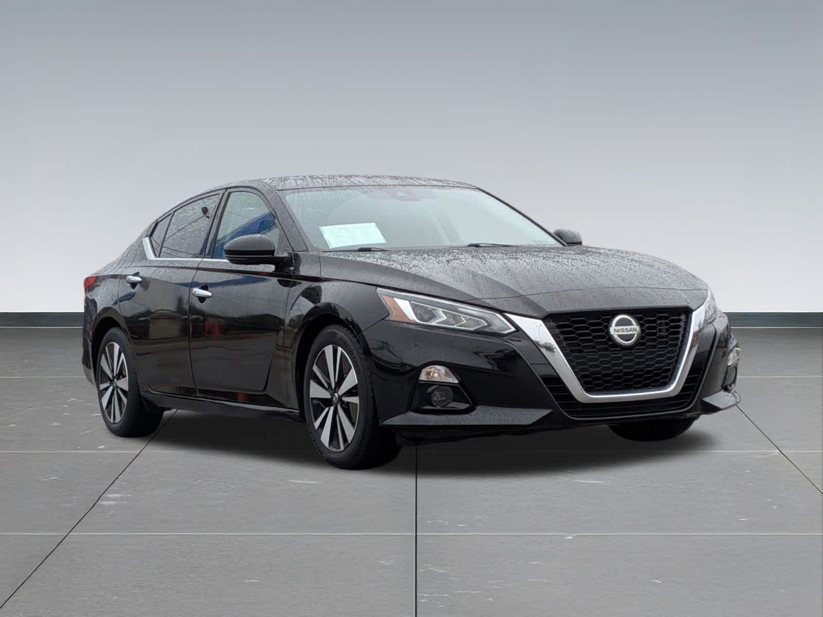 Thumbnail: 2019 Nissan Altima - 8