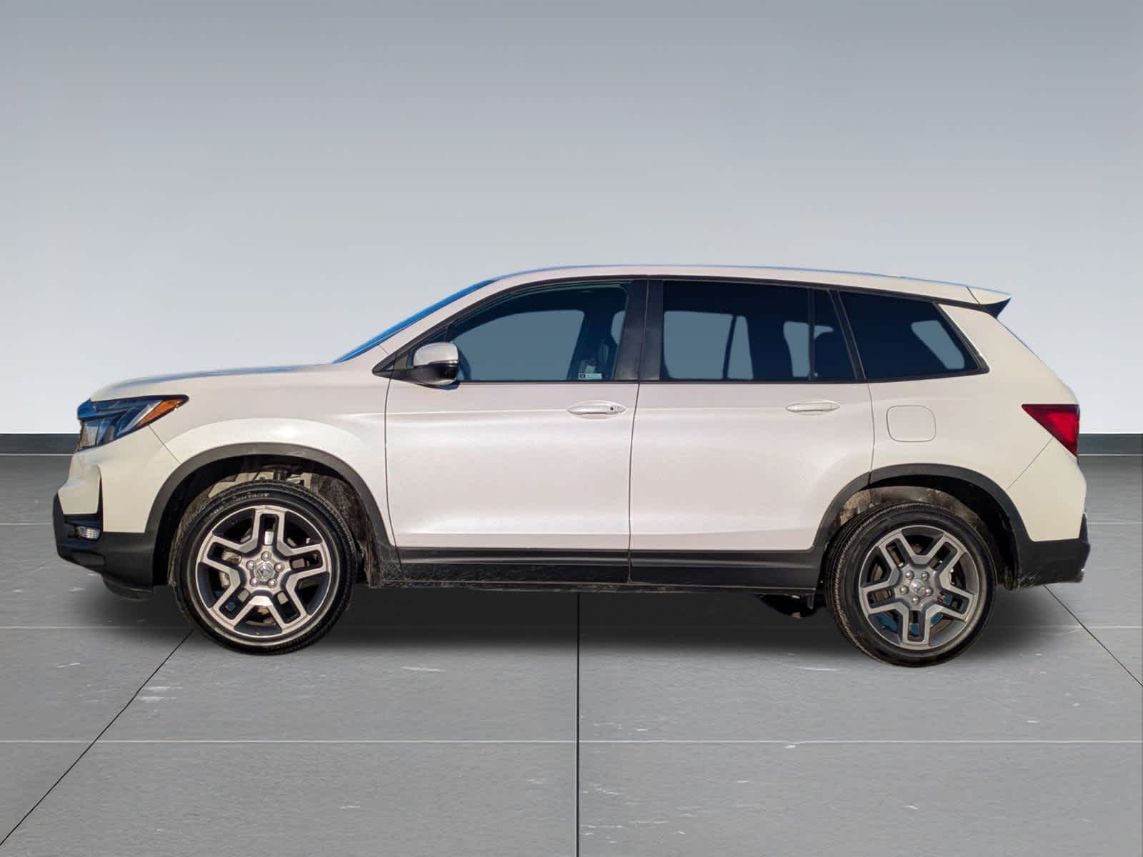 Thumbnail: 2023 Honda Passport - 3