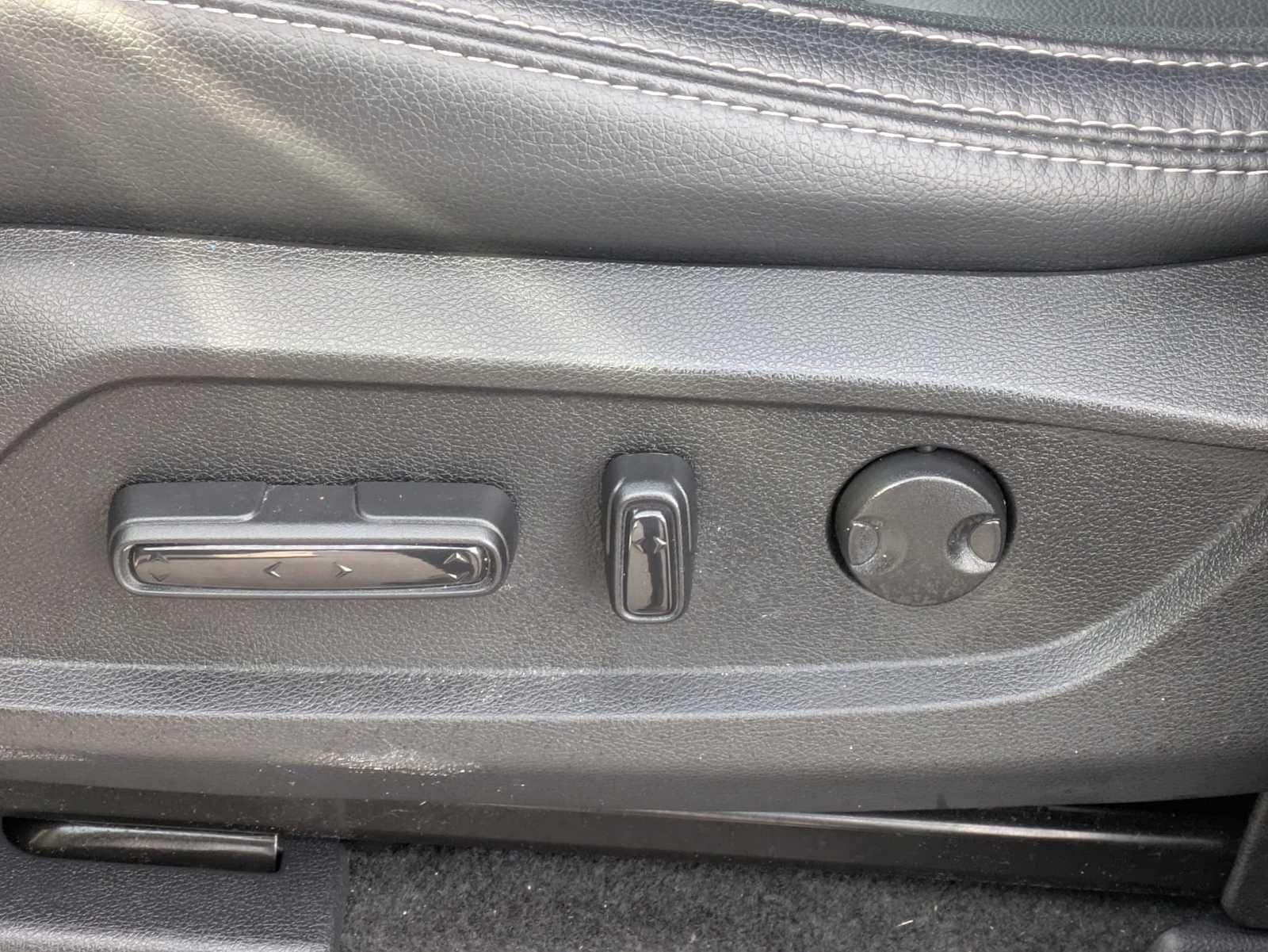 Thumbnail: 2024 Honda Pilot - 15