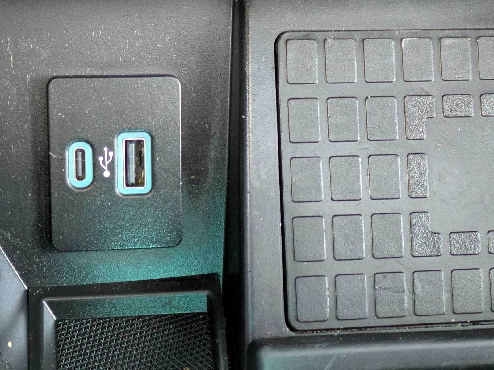 Thumbnail: 2021 Ford F-150 - 31