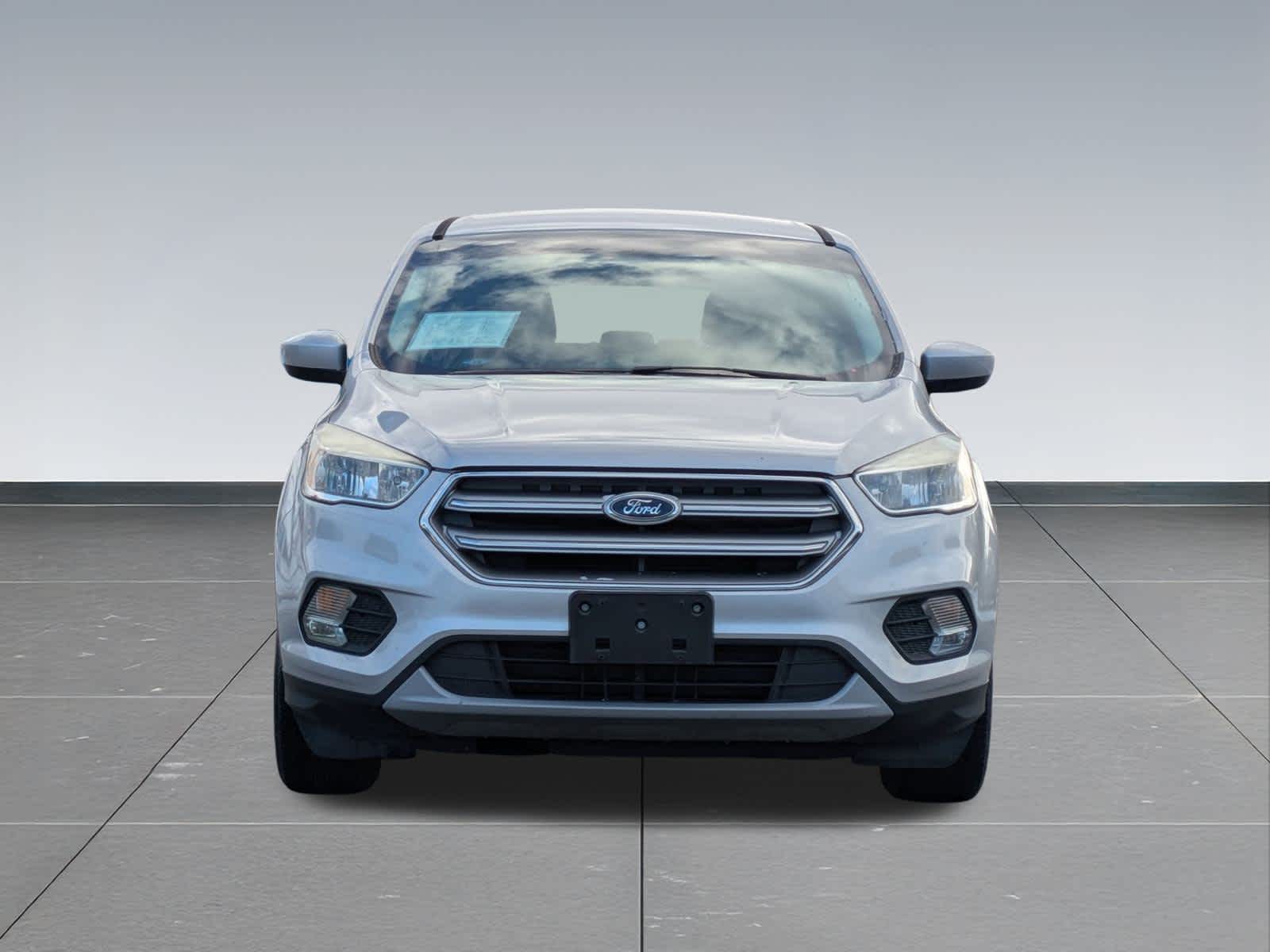 Thumbnail: 2017 Ford Escape - 9