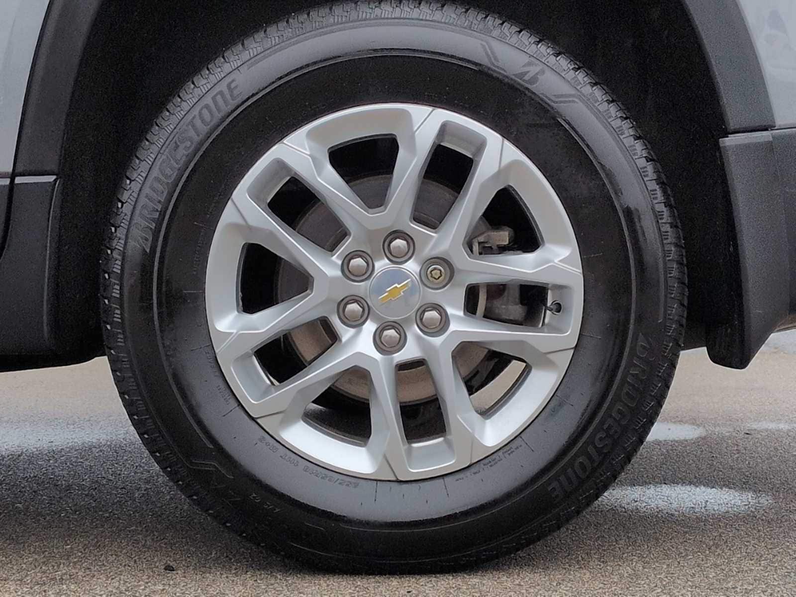 Thumbnail: 2019 Chevrolet Traverse - 14