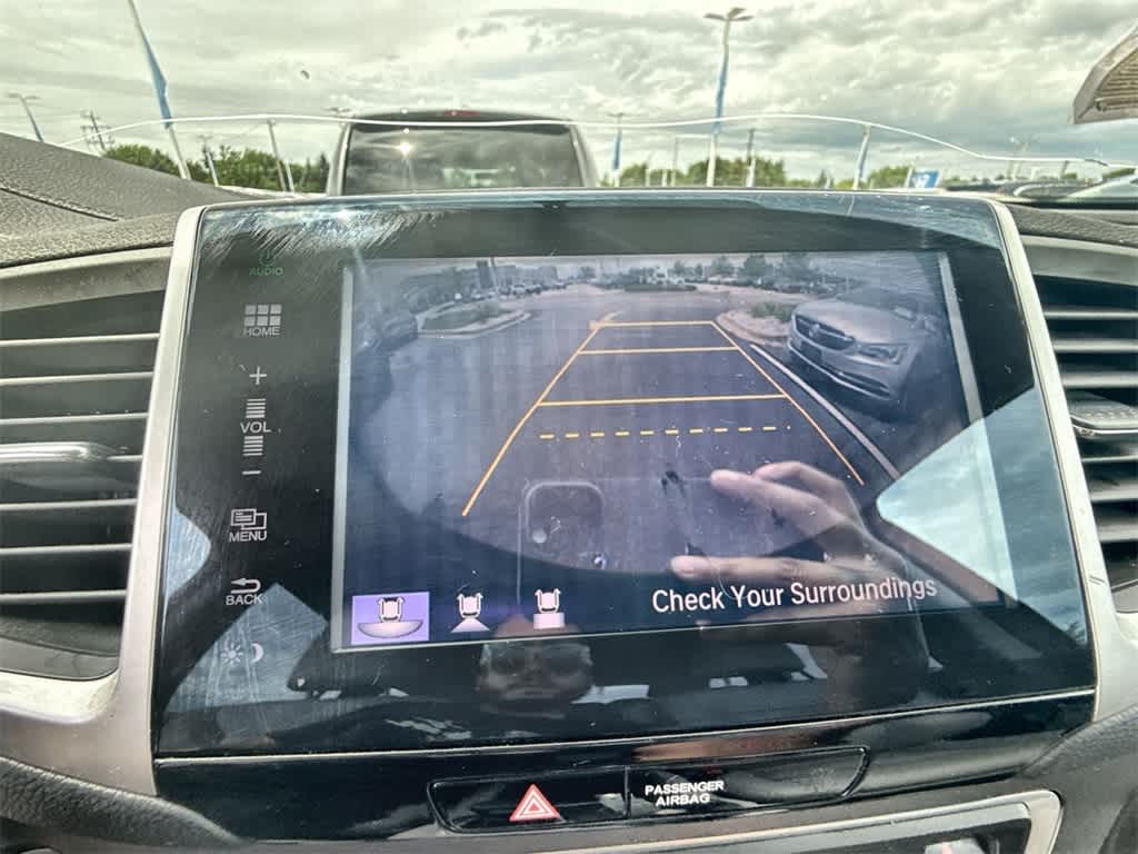 Thumbnail: 2016 Honda Pilot - 27
