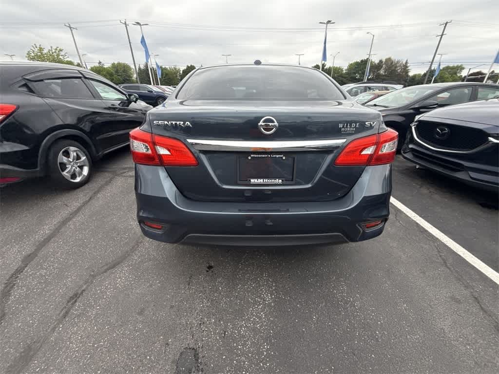 2016 Nissan Sentra SV 5
