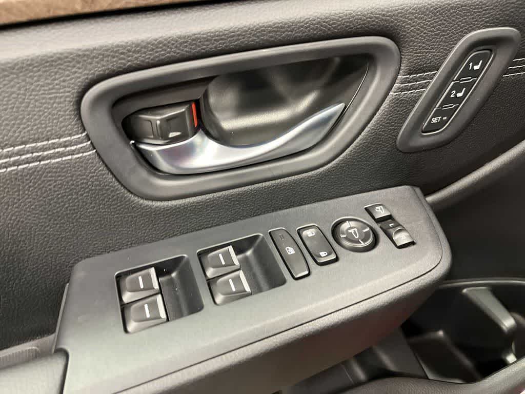 Thumbnail: 2026 Honda Pilot - 10