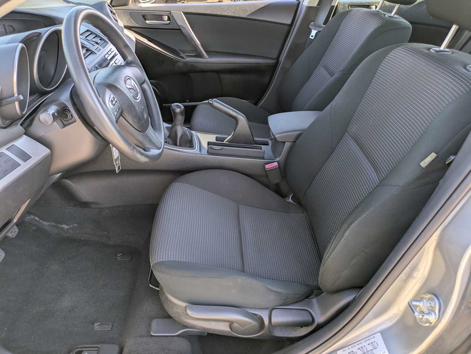 Thumbnail: 2013 Mazda Mazda3 - 15