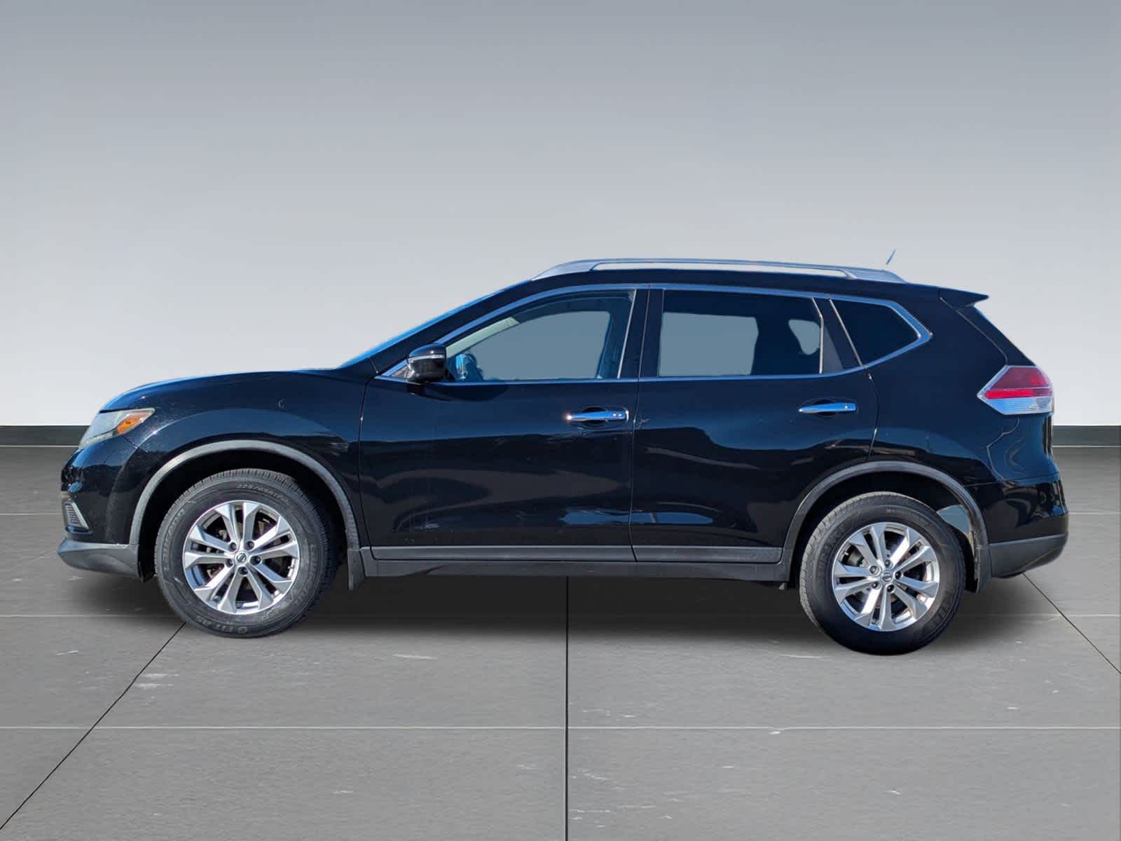 Thumbnail: 2015 Nissan Rogue - 3