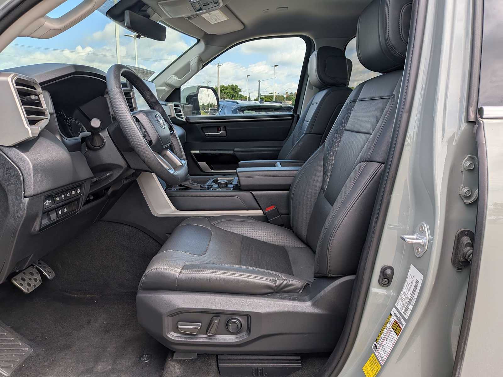 2023 Toyota Tundra Limited - Photo 15