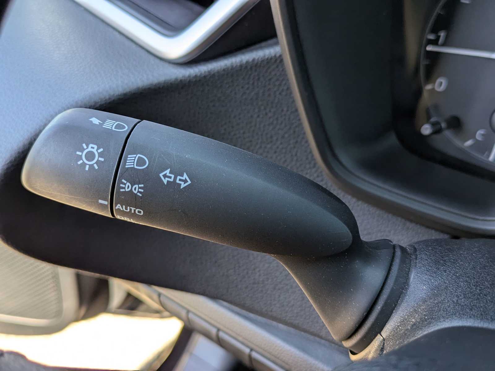 Thumbnail: 2023 Toyota Corolla - 26