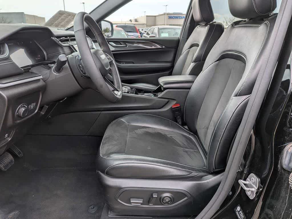 2023 Jeep Grand Cherokee Altitude - Photo 14