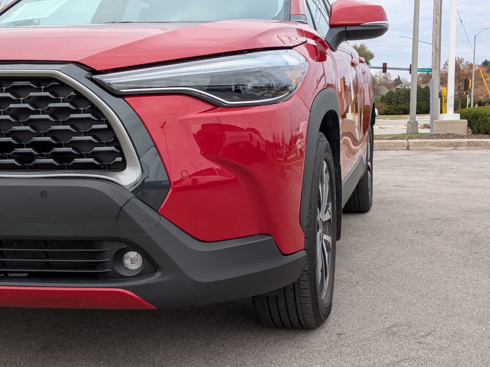 Thumbnail: 2022 Toyota Corolla Cross - 10