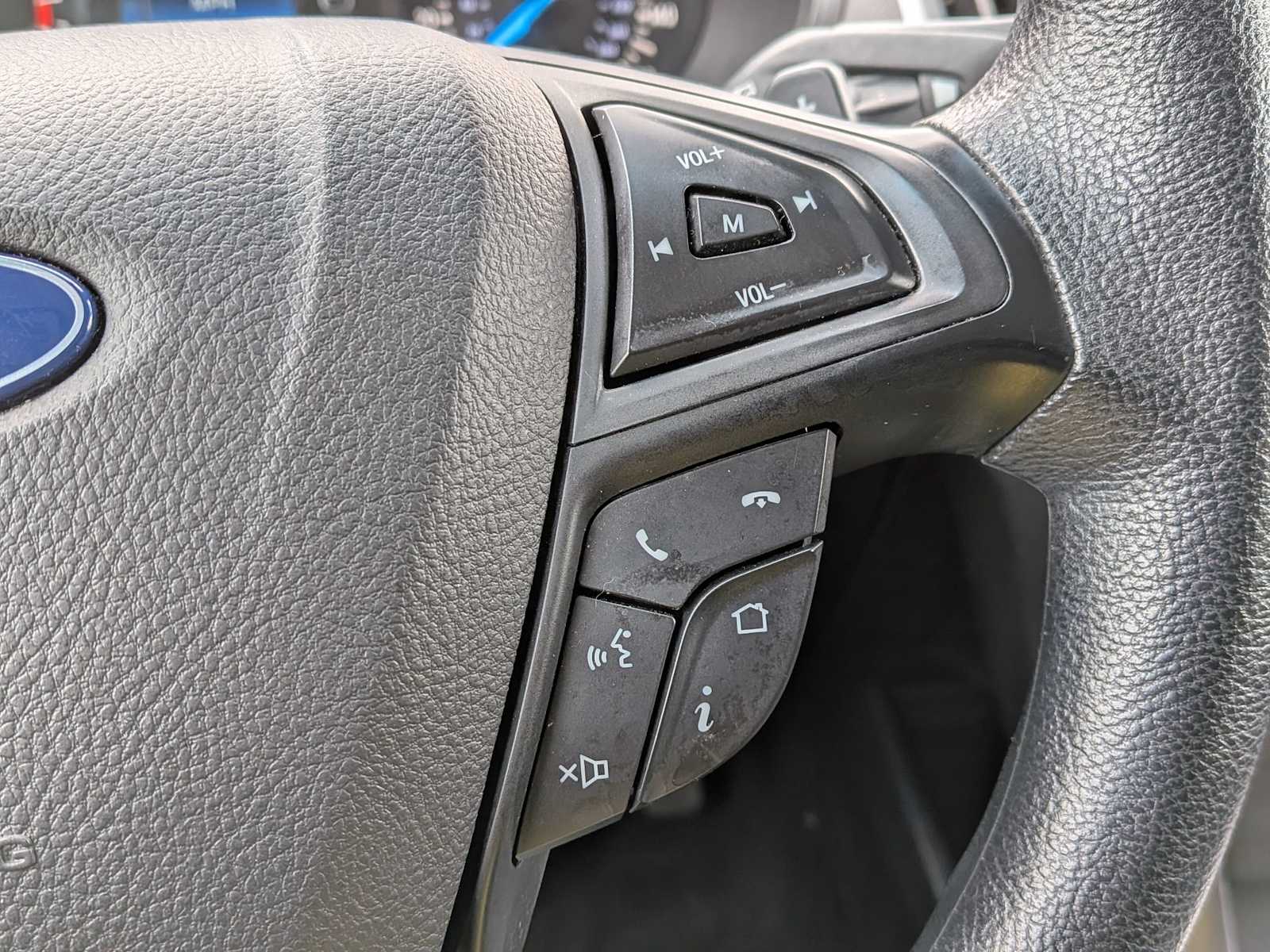 Thumbnail: 2020 Ford Edge - 23