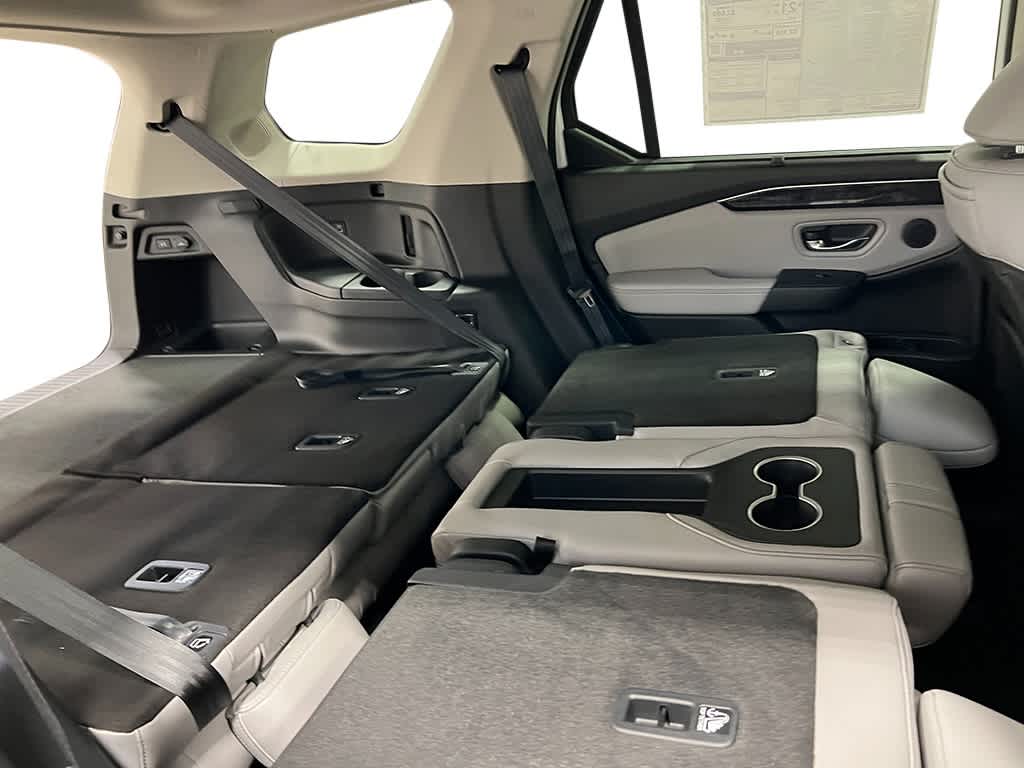 2025 Honda Pilot Elite 40