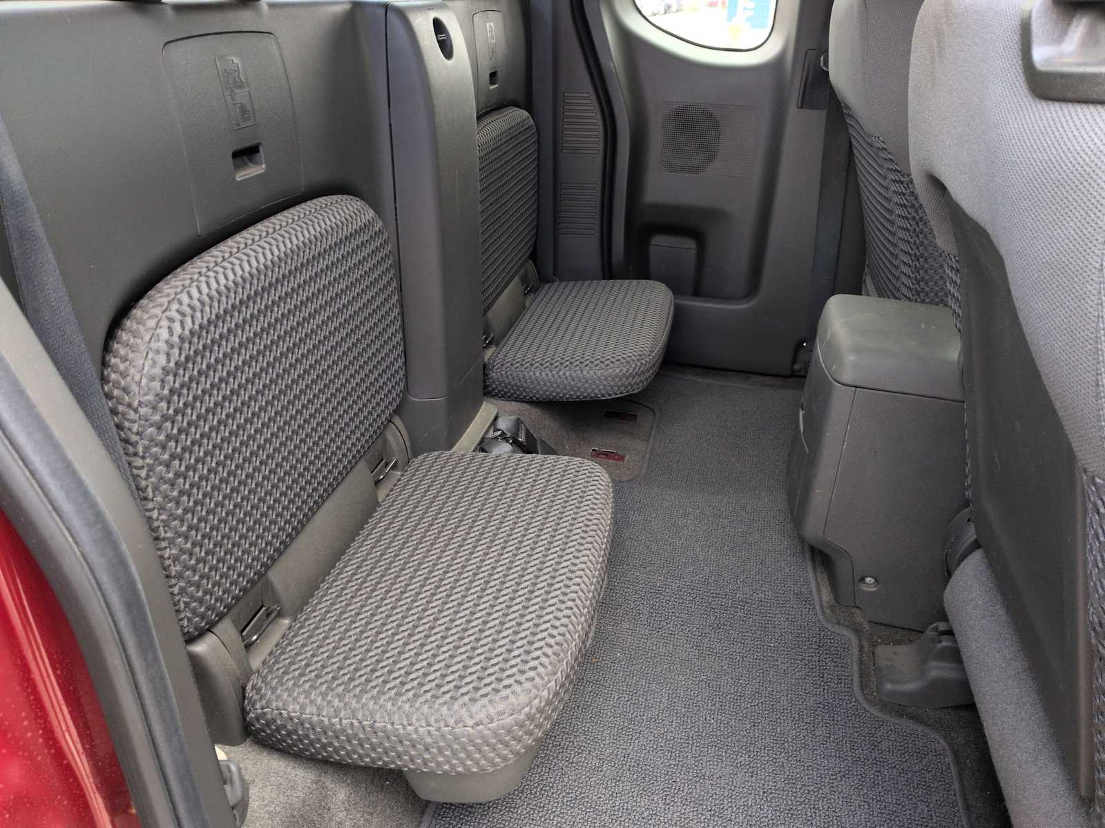 Thumbnail: 2012 Nissan Frontier - 14