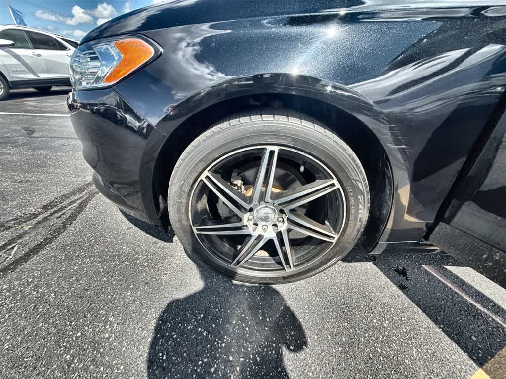 Thumbnail: 2015 Ford Fusion - 13