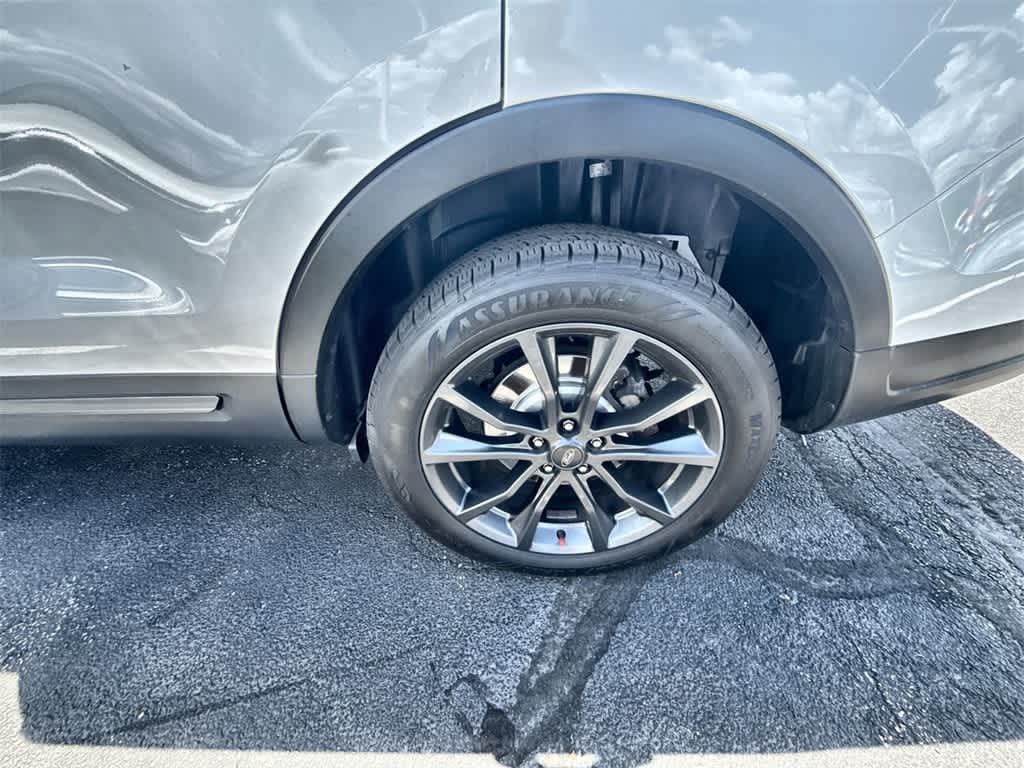 Thumbnail: 2018 Ford Explorer - 13