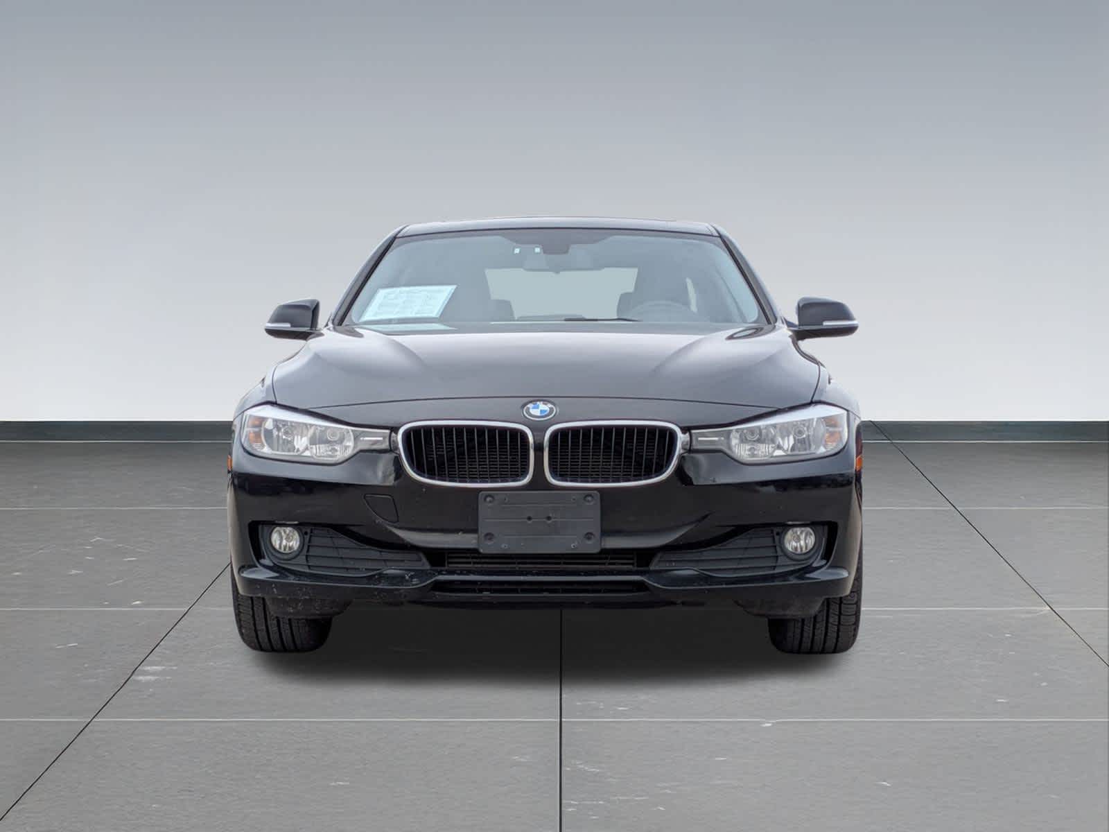 Thumbnail: 2015 BMW 3 Series - 9