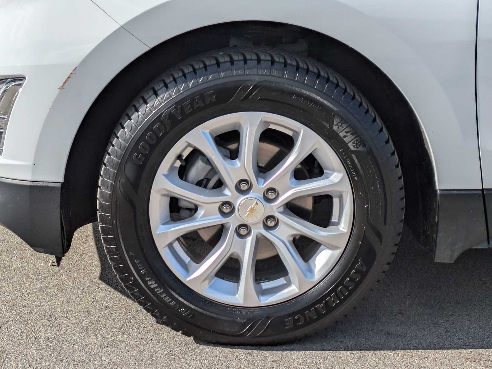 Thumbnail: 2019 Chevrolet Equinox - 13