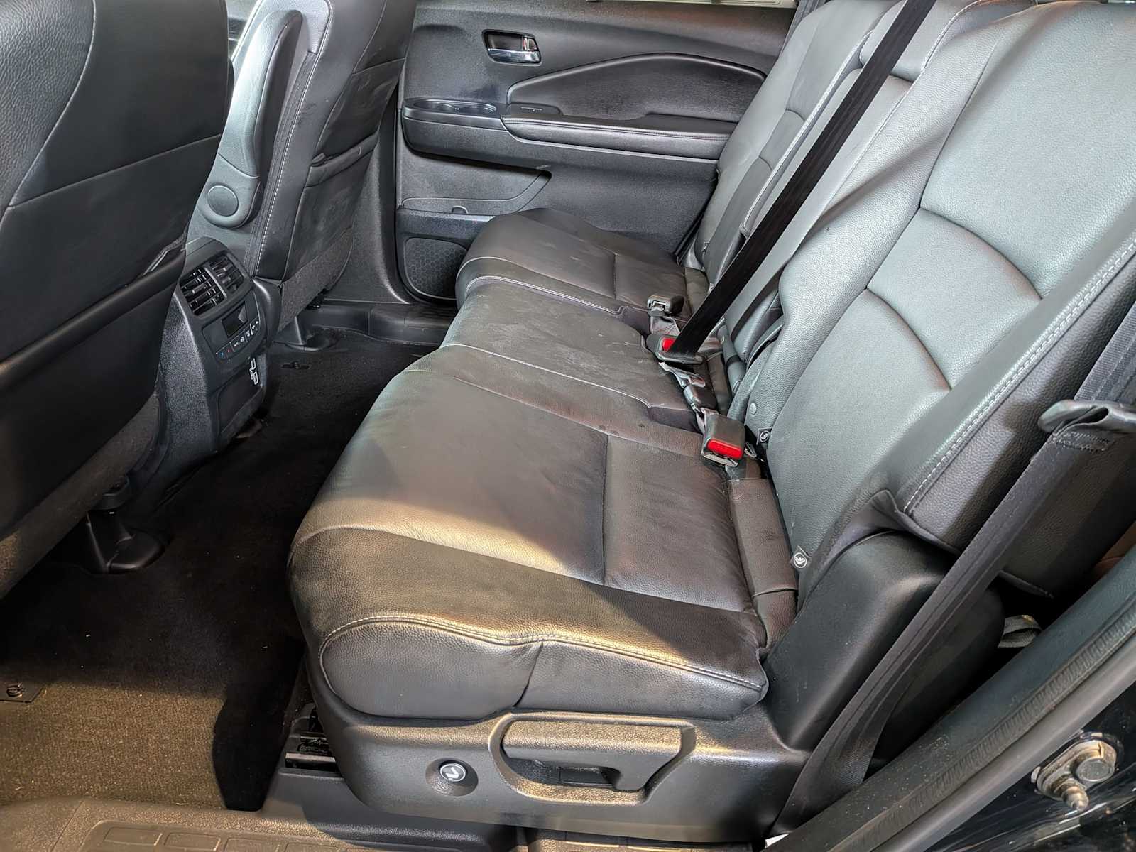 Thumbnail: 2022 Honda Pilot - 18