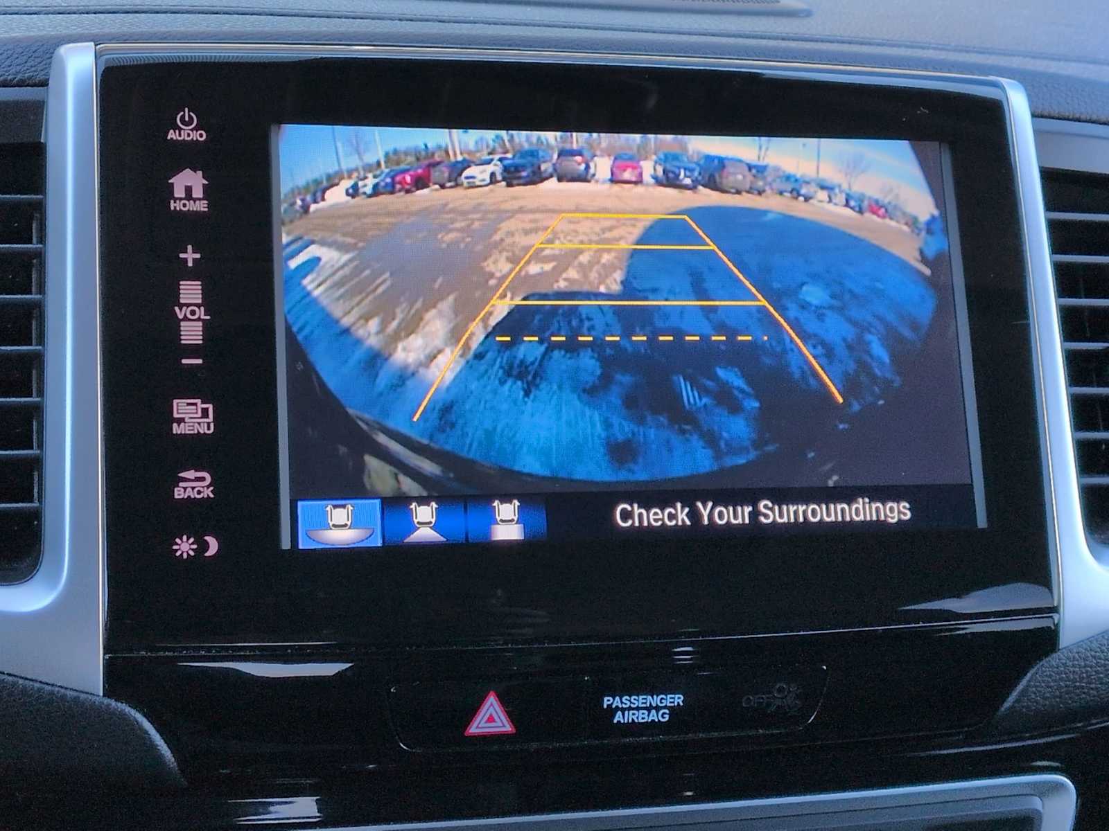 Thumbnail: 2017 Honda Pilot - 30