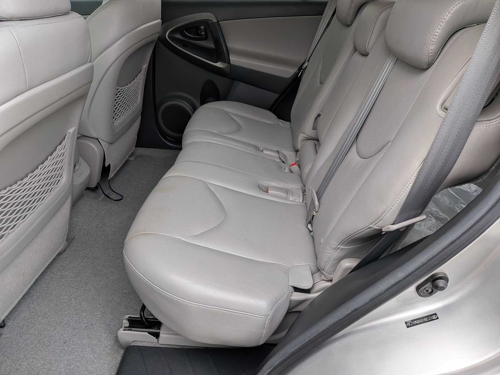 Thumbnail: 2011 Toyota RAV4 - 16