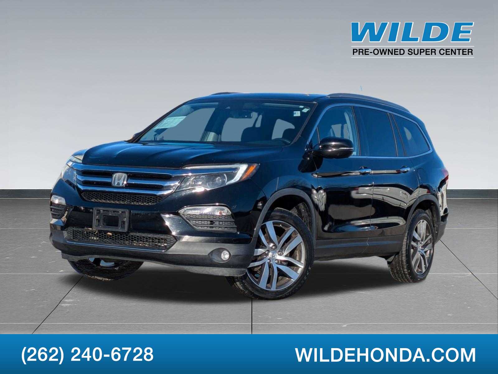 Thumbnail: 2017 Honda Pilot - 1