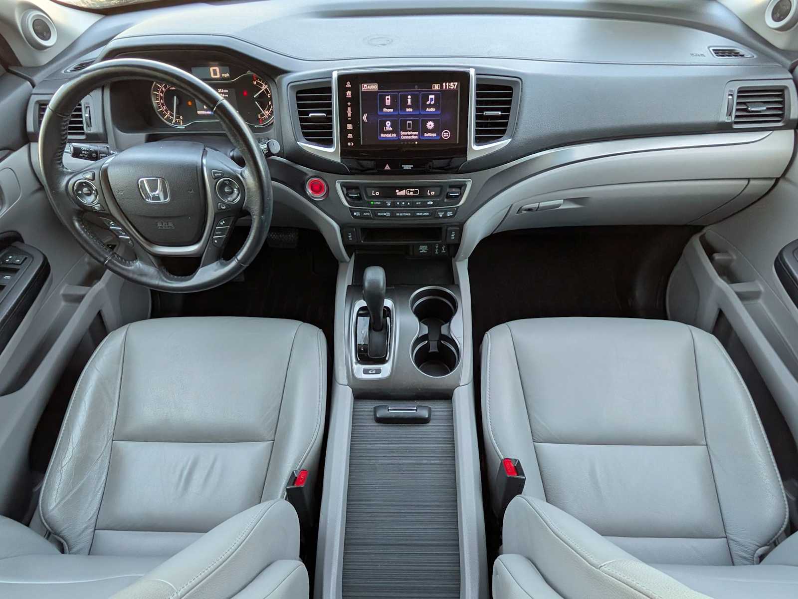 Thumbnail: 2018 Honda Pilot - 22