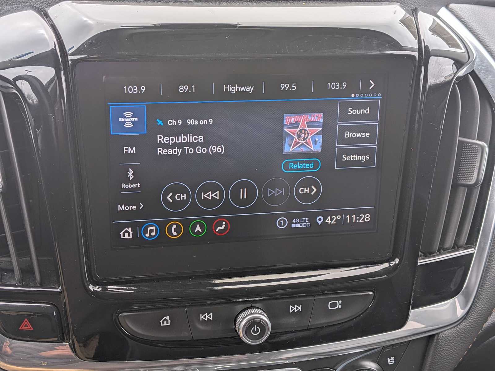 Thumbnail: 2020 Chevrolet Traverse - 29