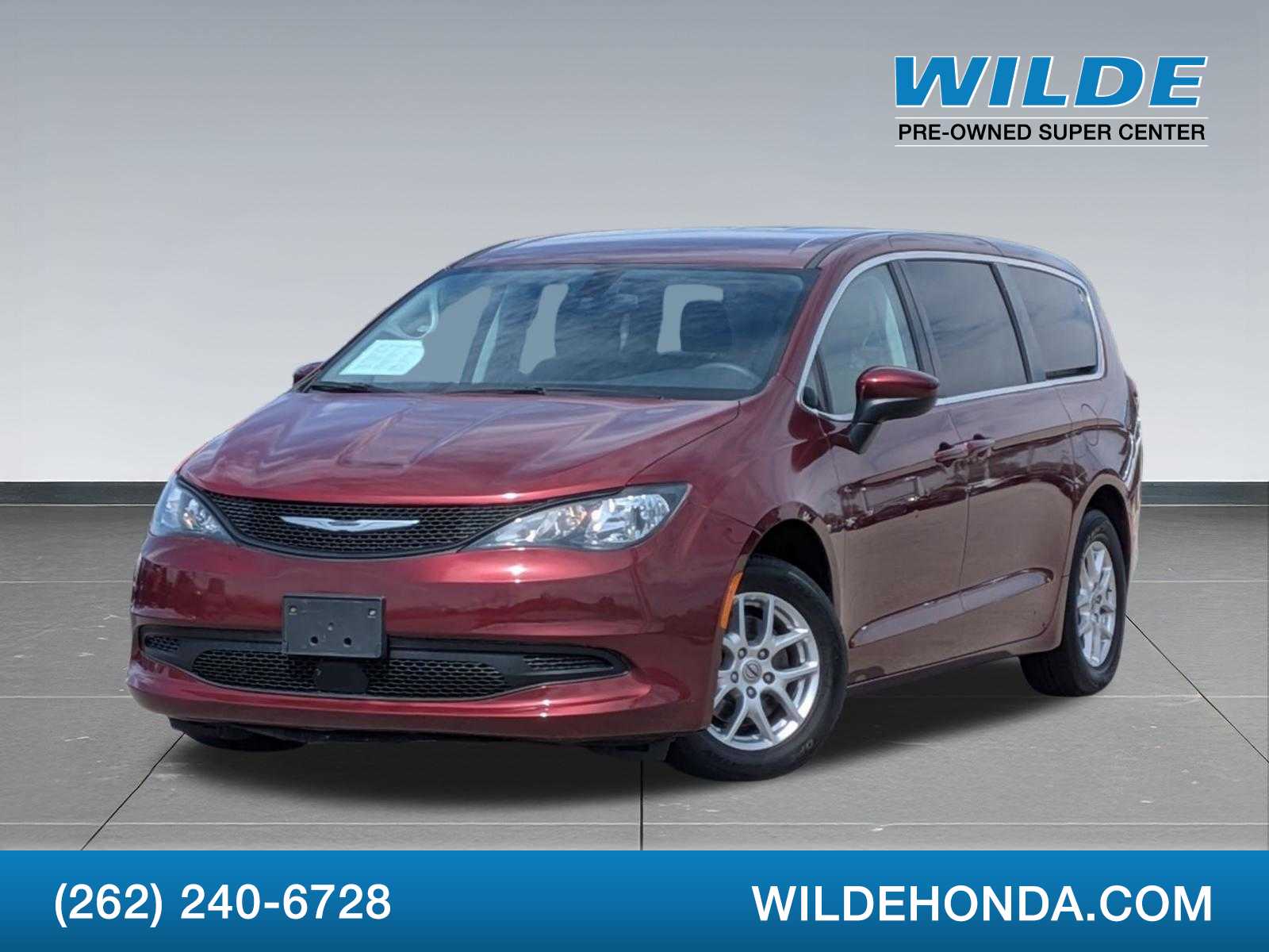 Thumbnail: 2022 Chrysler Voyager - 1