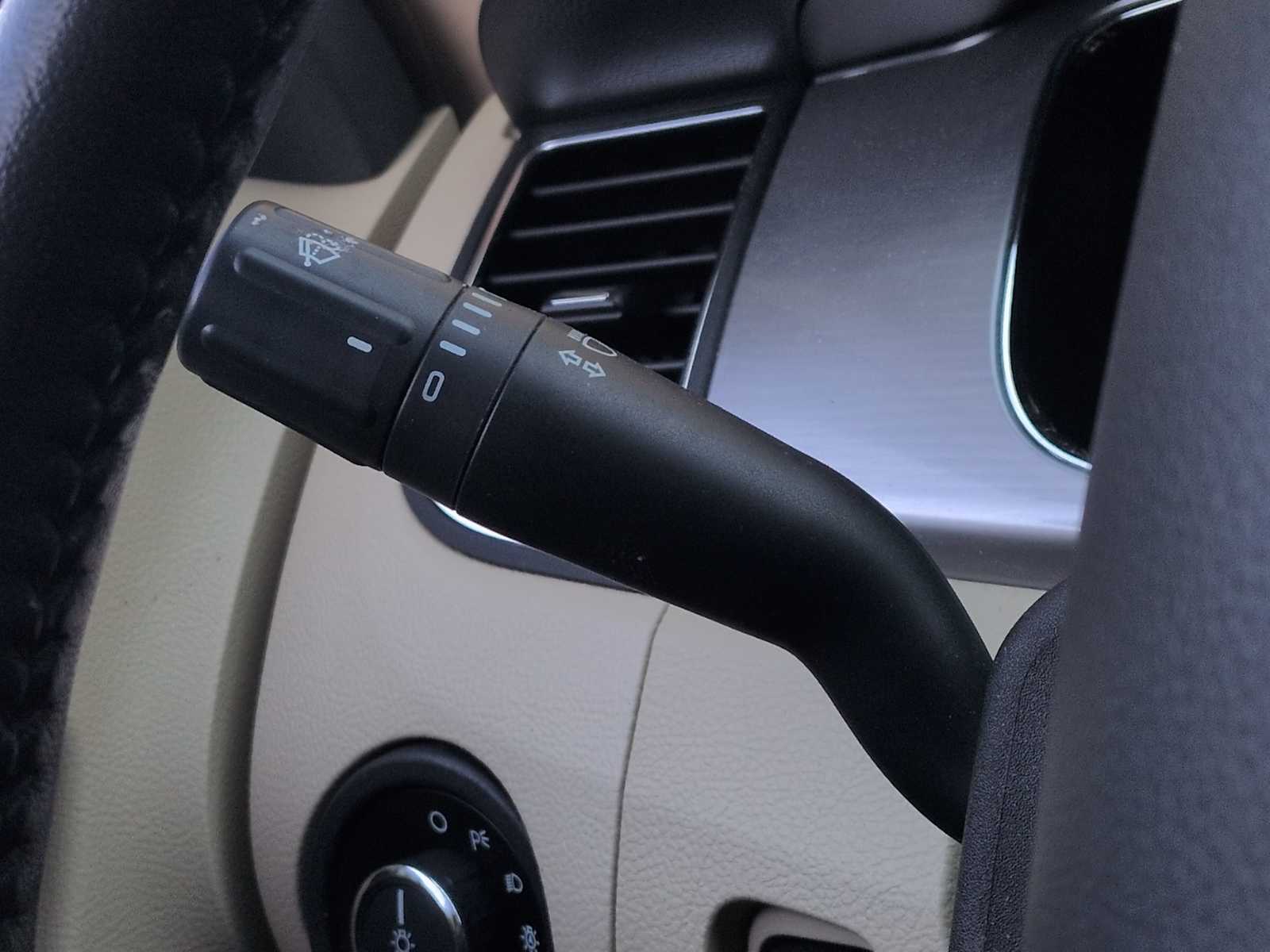 Thumbnail: 2014 Ford Taurus - 26