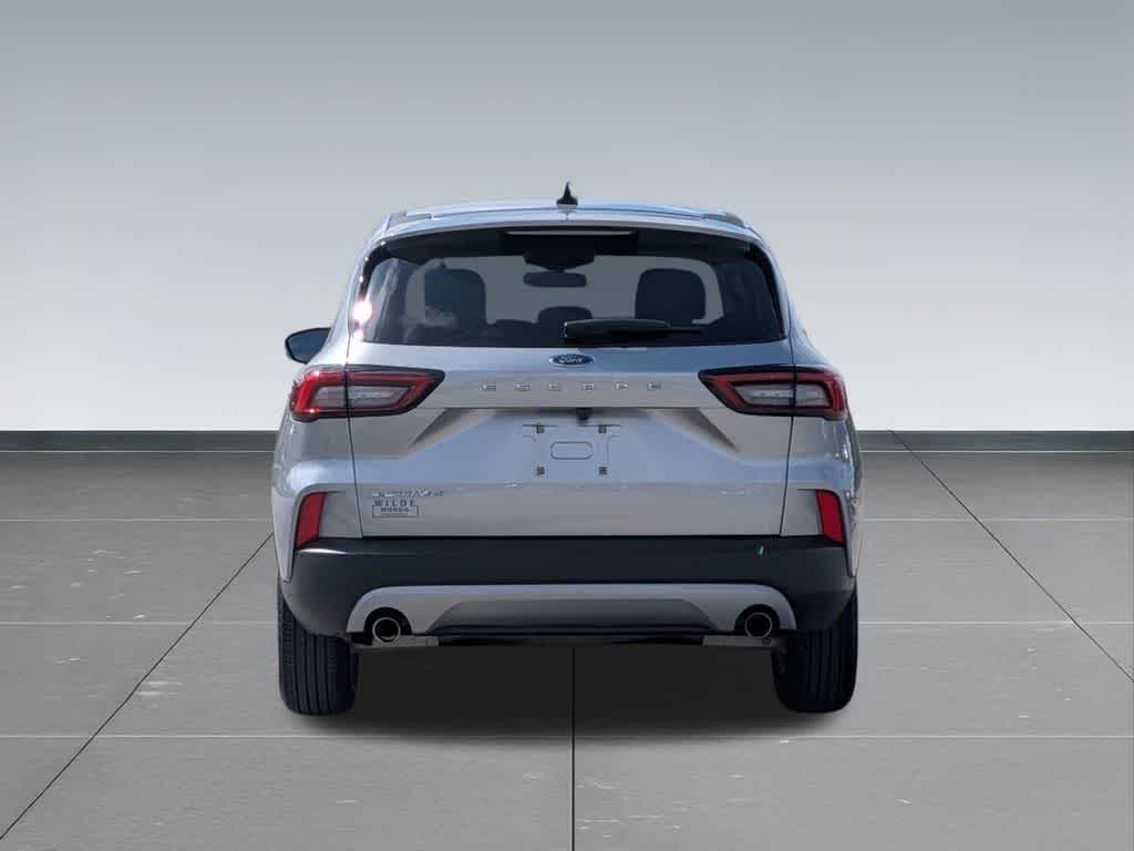 Thumbnail: 2023 Ford Escape - 7