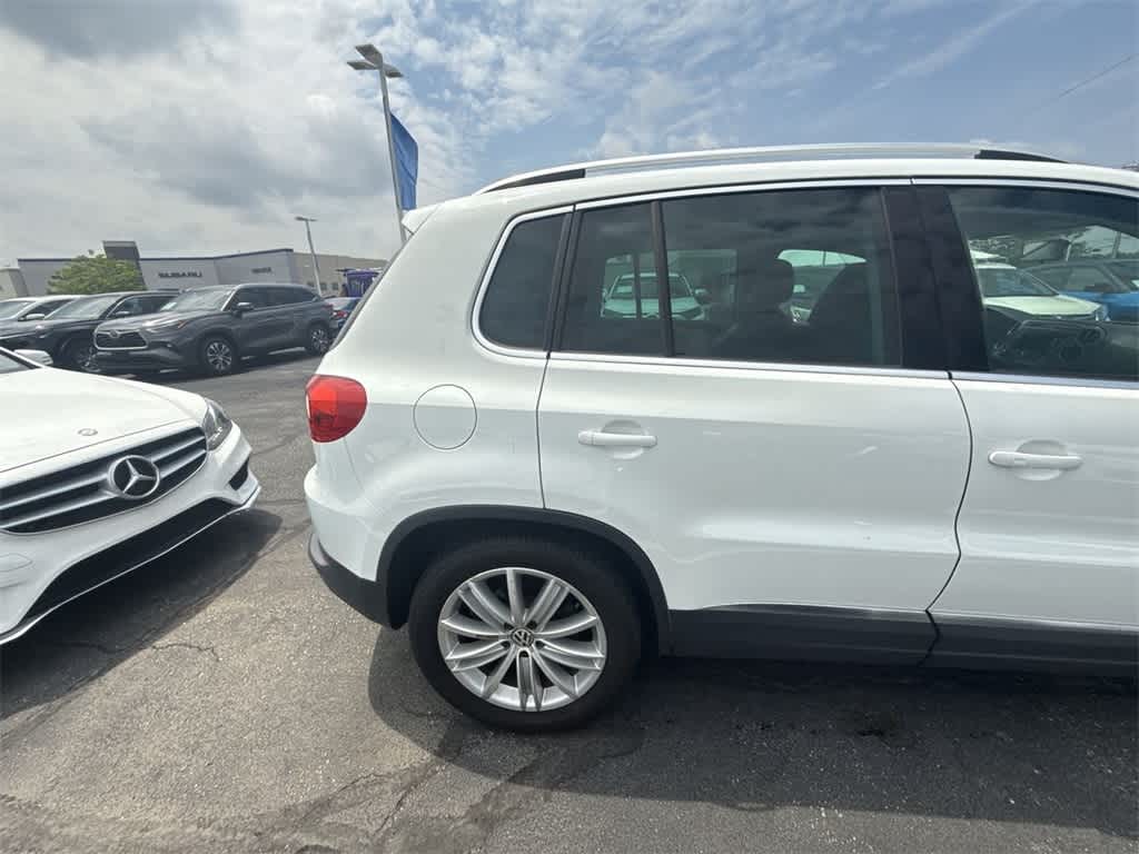 Thumbnail: 2014 Volkswagen Tiguan - 6