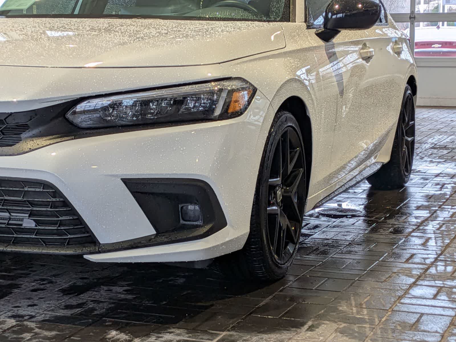 Thumbnail: 2024 Honda Civic - 10