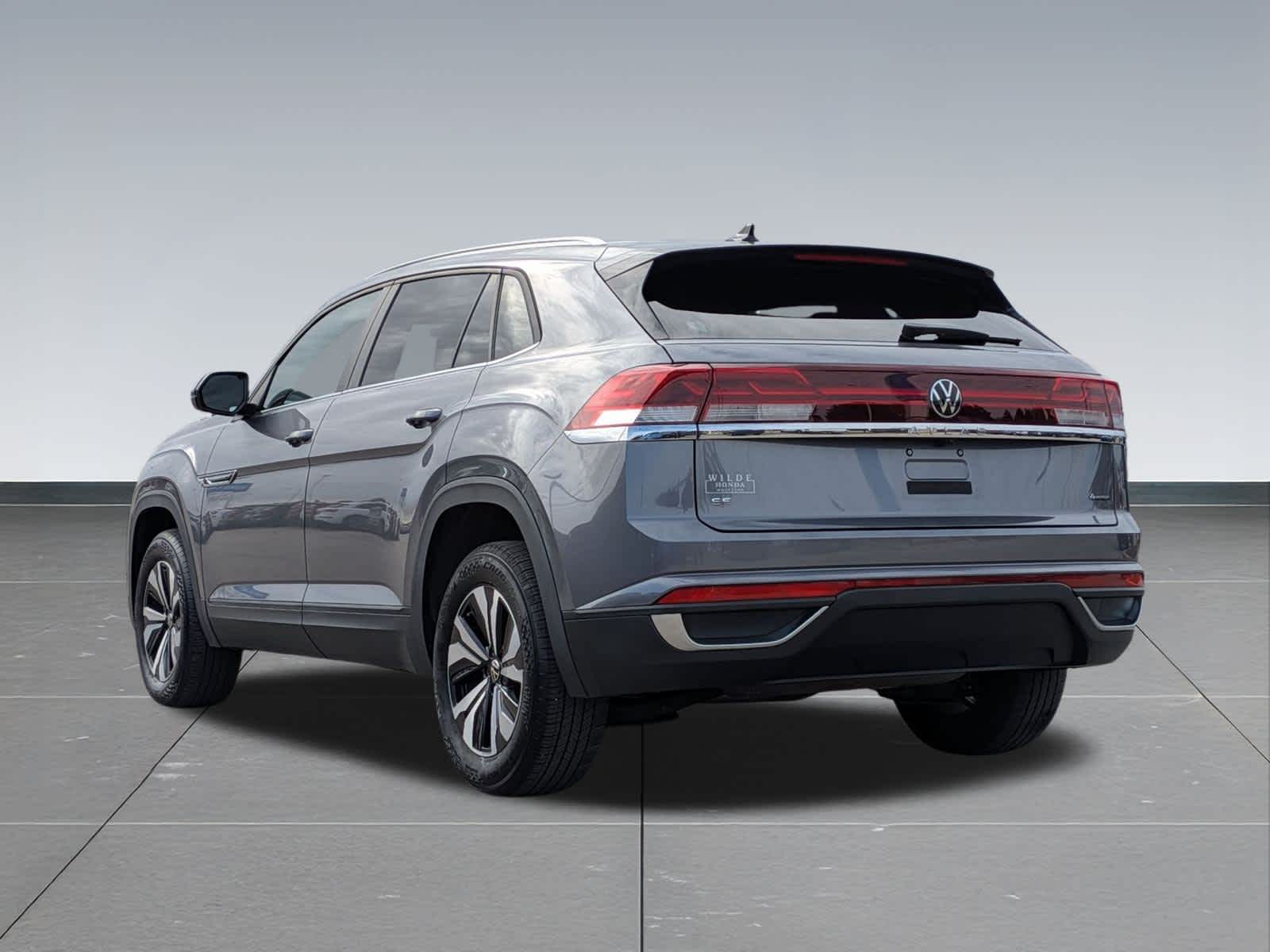 2024 Volkswagen Atlas Cross Sport SE photo 4