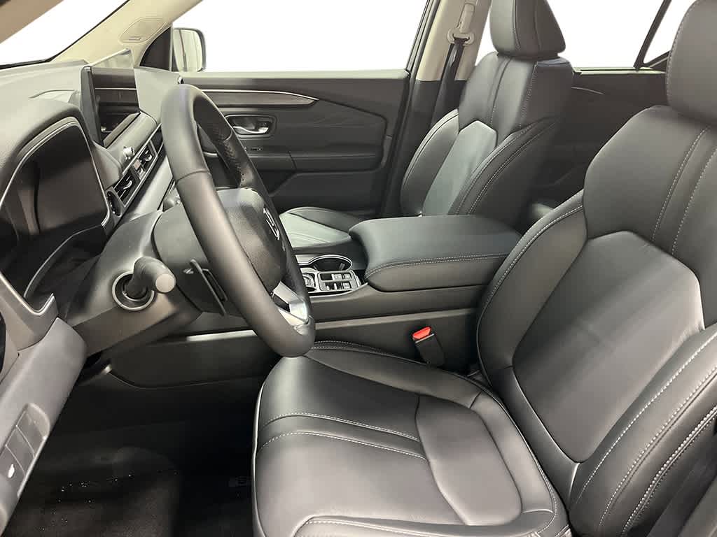 Thumbnail: 2026 Honda Pilot - 10