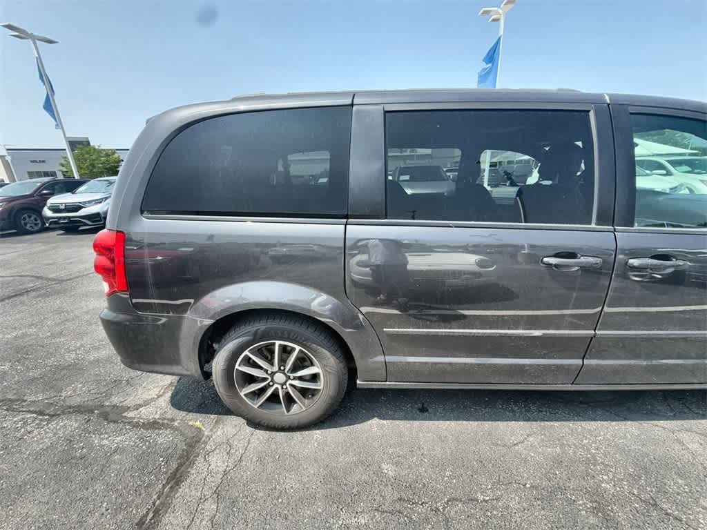 2017 Dodge Grand Caravan GT 6