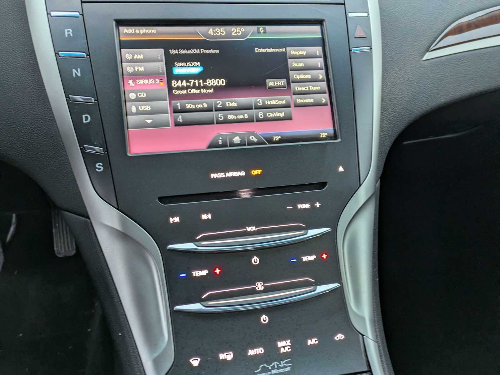 Thumbnail: 2014 Lincoln MKZ - 28