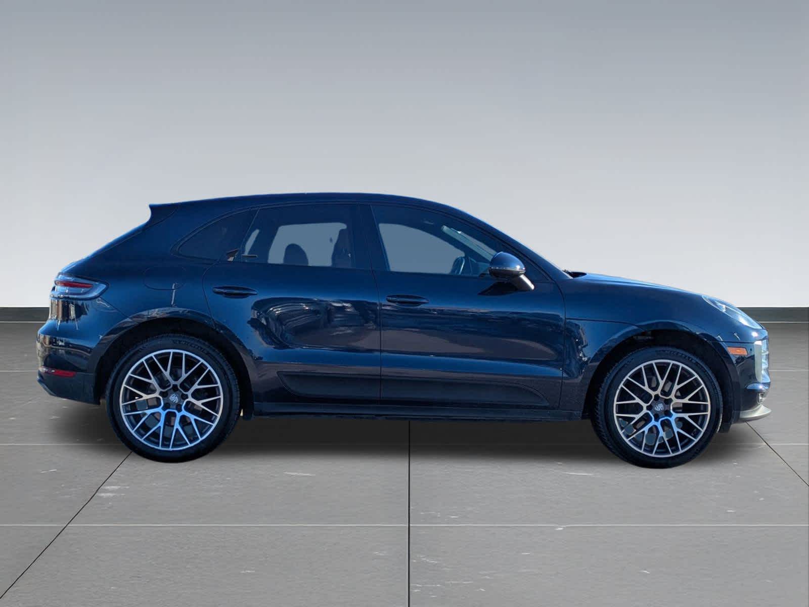Thumbnail: 2019 Porsche Macan - 7