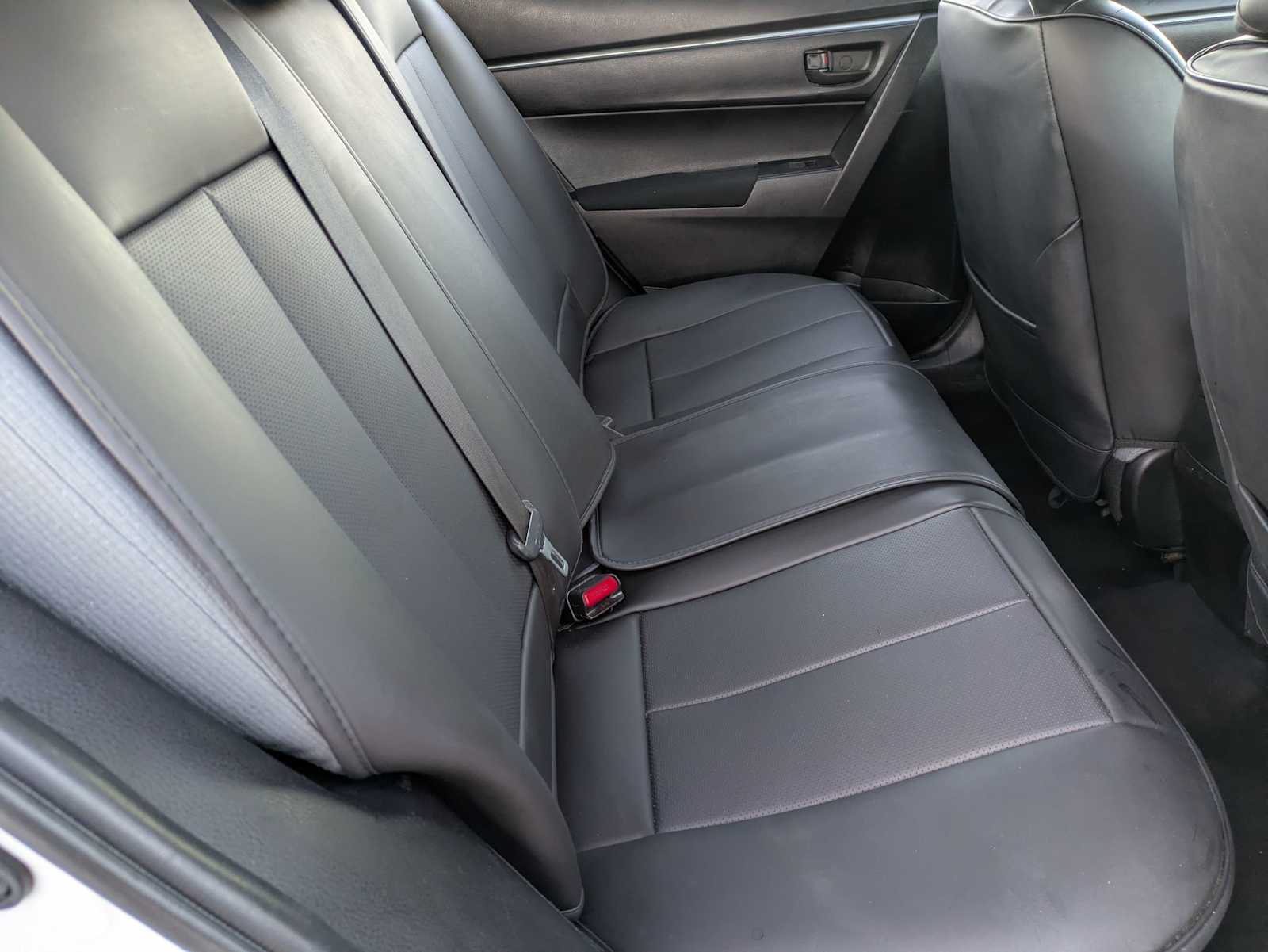 Thumbnail: 2016 Toyota Corolla - 18