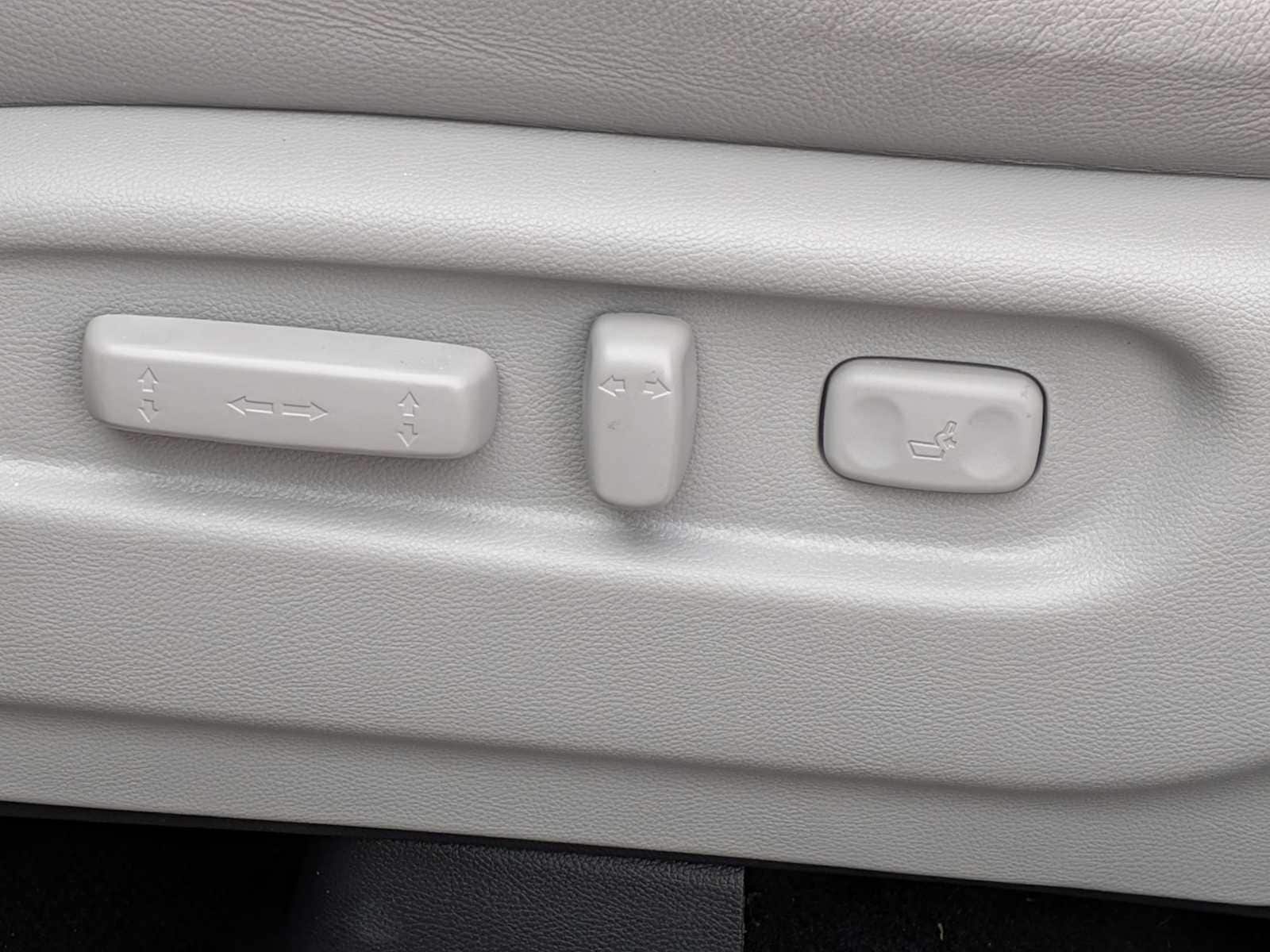 Thumbnail: 2023 Honda Passport - 14