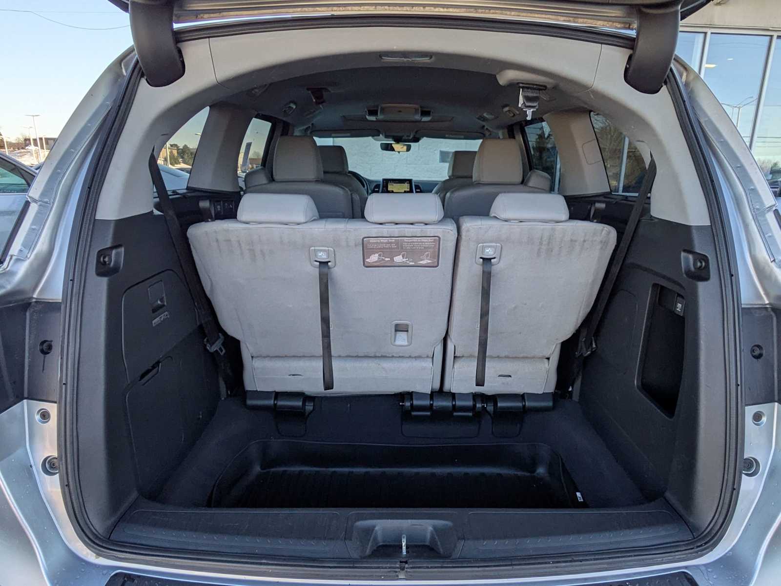 Thumbnail: 2019 Honda Odyssey - 31